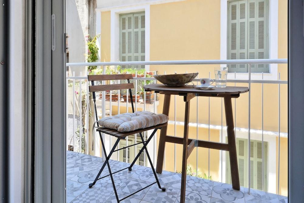 Plaka Elegant Apartment Athens Exterior photo