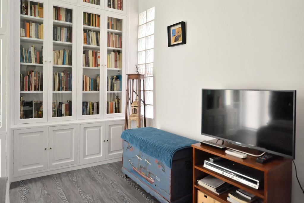 Plaka Elegant Apartment Athens Exterior photo